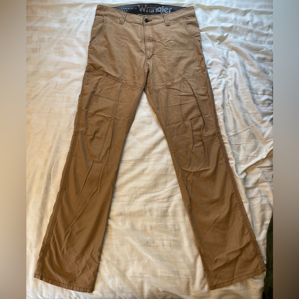 Wrangler Lightweight work pants. 34x34